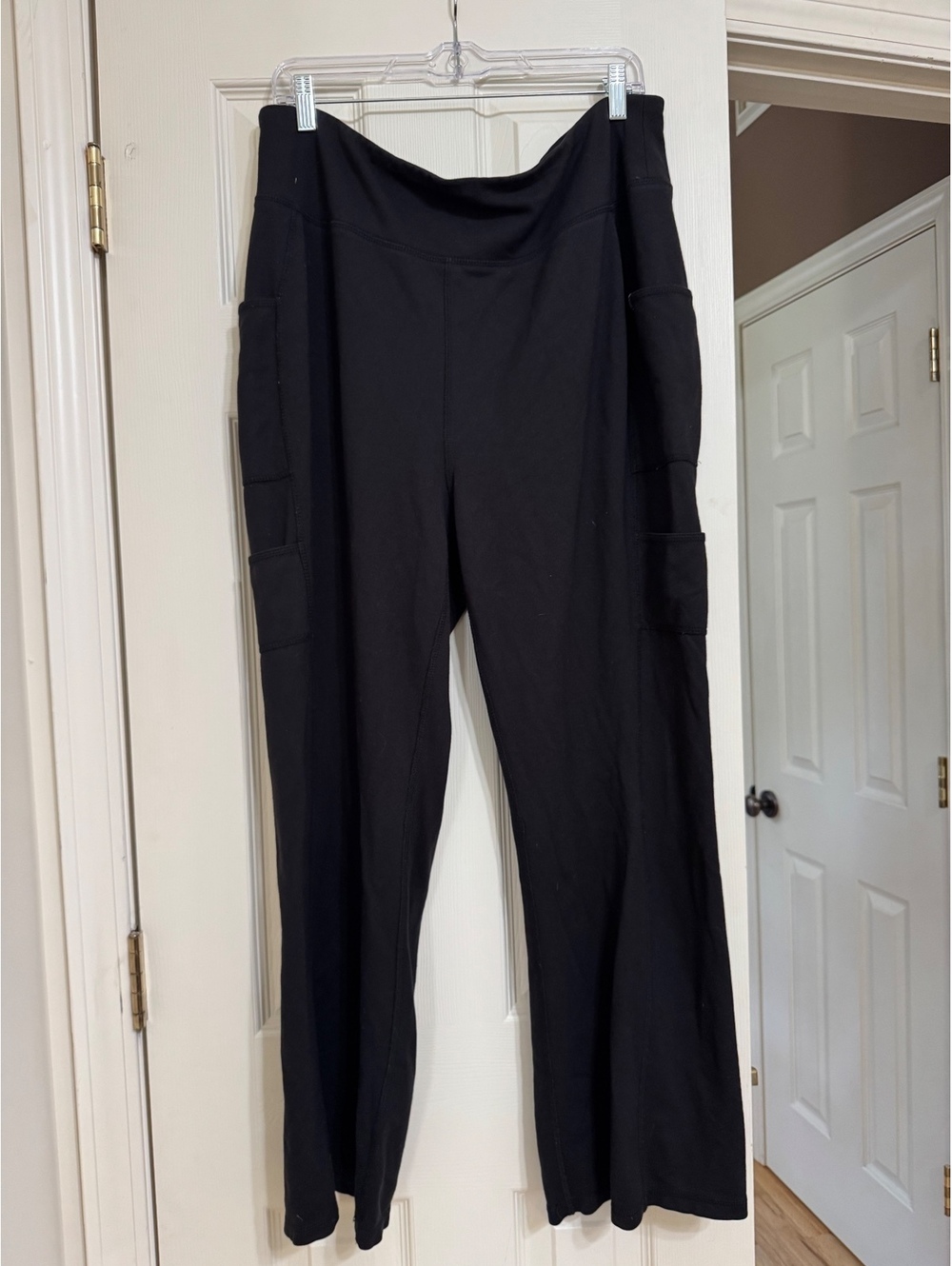 Jaanuu Women's Black Plus Size 2X Wide Leg Scrub Pants with Pockets